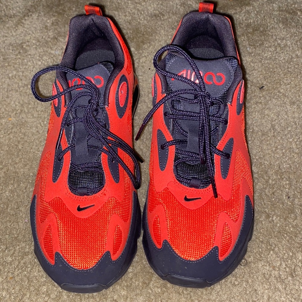 NIKE AIRS SIZE 9 MENS